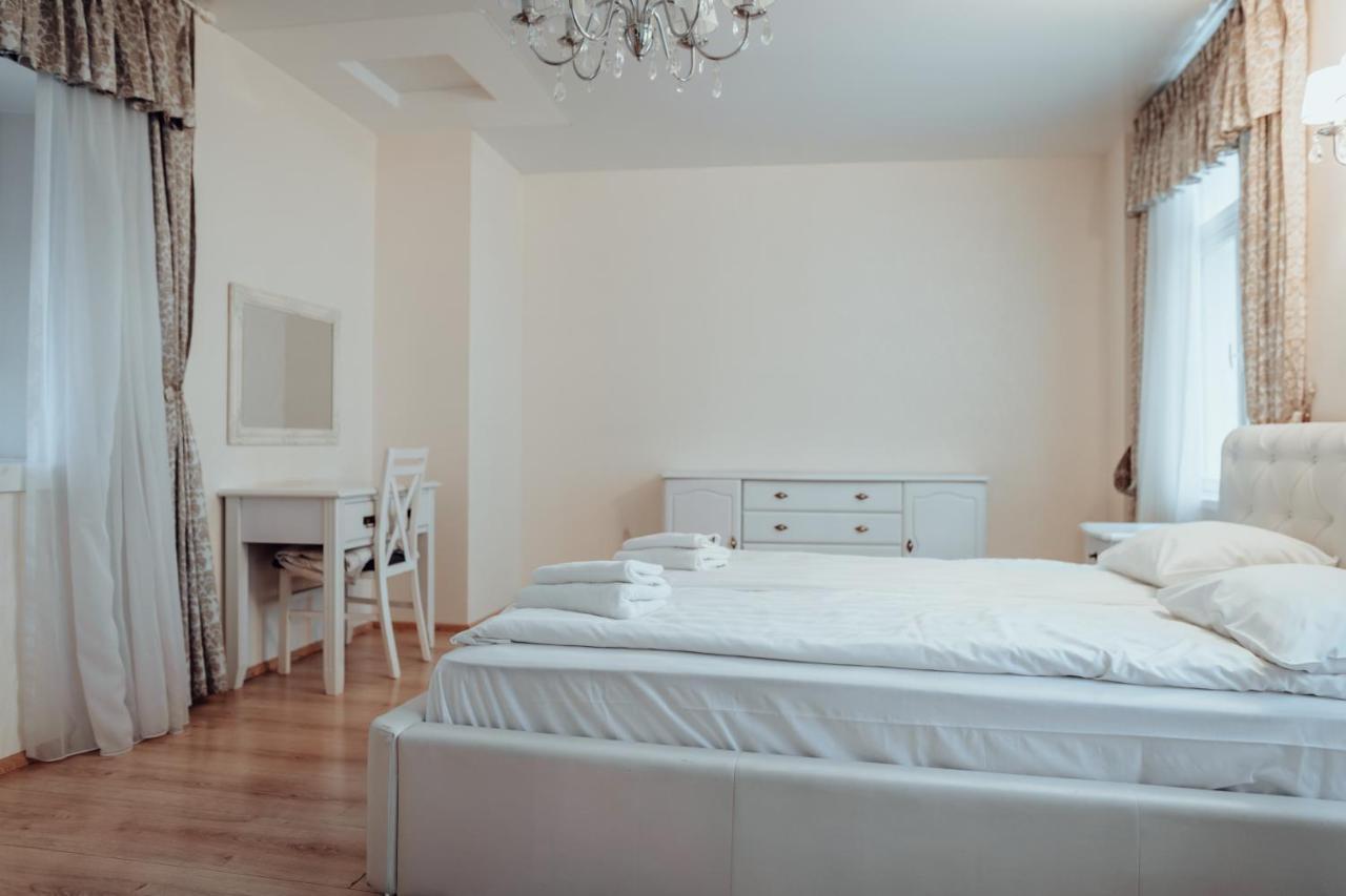 Dream Stay - Spacious 1-Bedroom Apartment In The Old Town 塔林 外观 照片